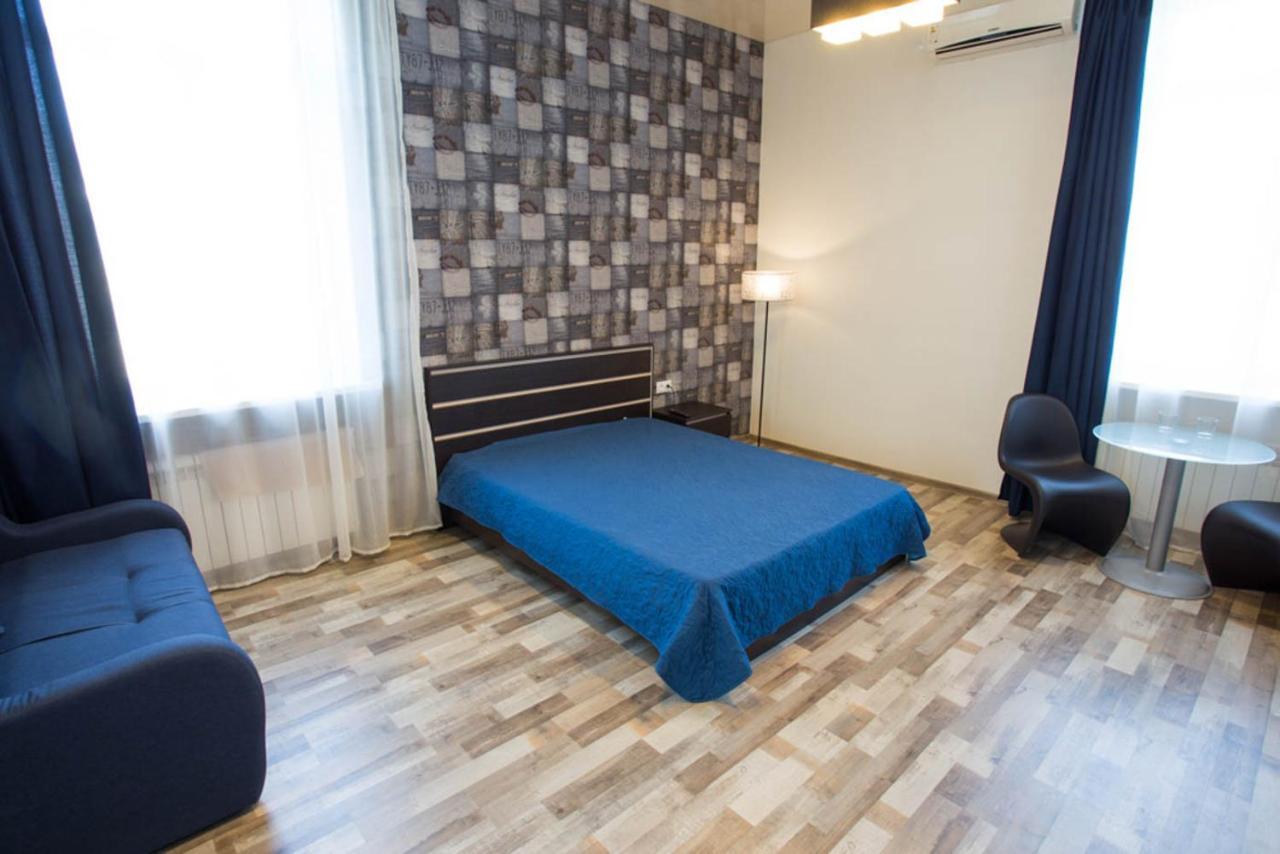 Studio Apartment In The Heart Of Kharkiv - Darvina Str. 17/2 Luaran gambar